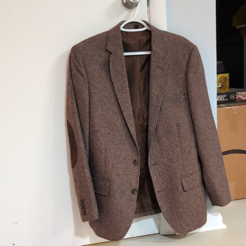 J. Crew Brown Sport Coat with Notched Lapels and Textured Fabric